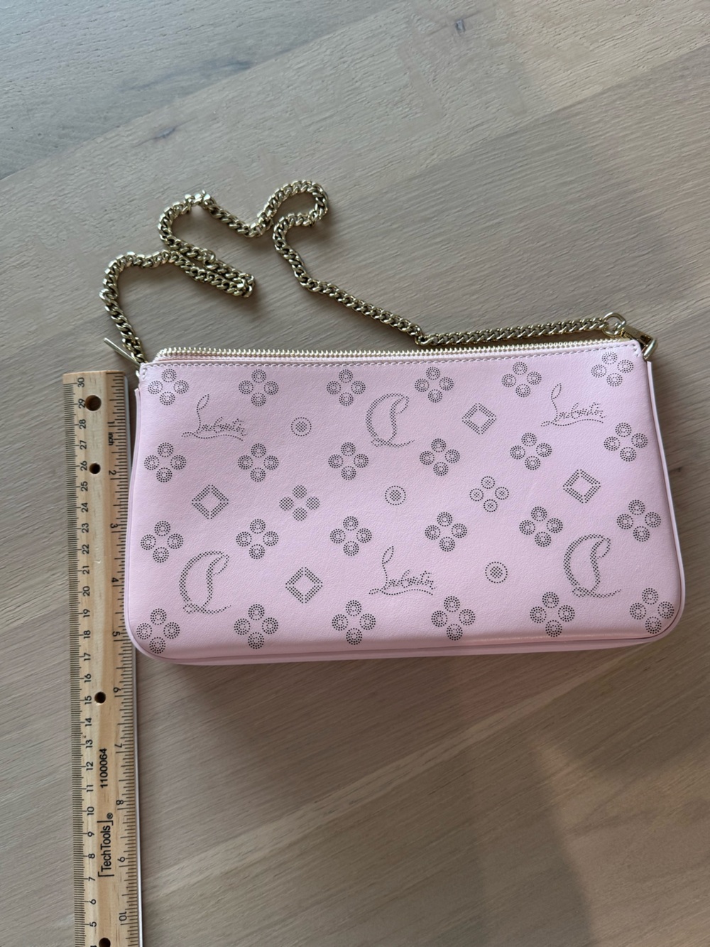 Christian Louboutin Blush Pink Logo Chain Shoulder Bag - Picture 9 of 12